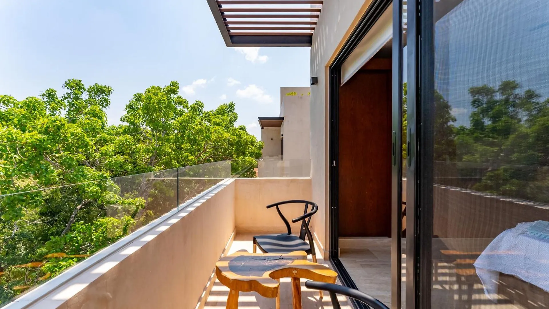 Luxury Apt Gym Jacuzzi Wifi Starlink Tulum Apartment
