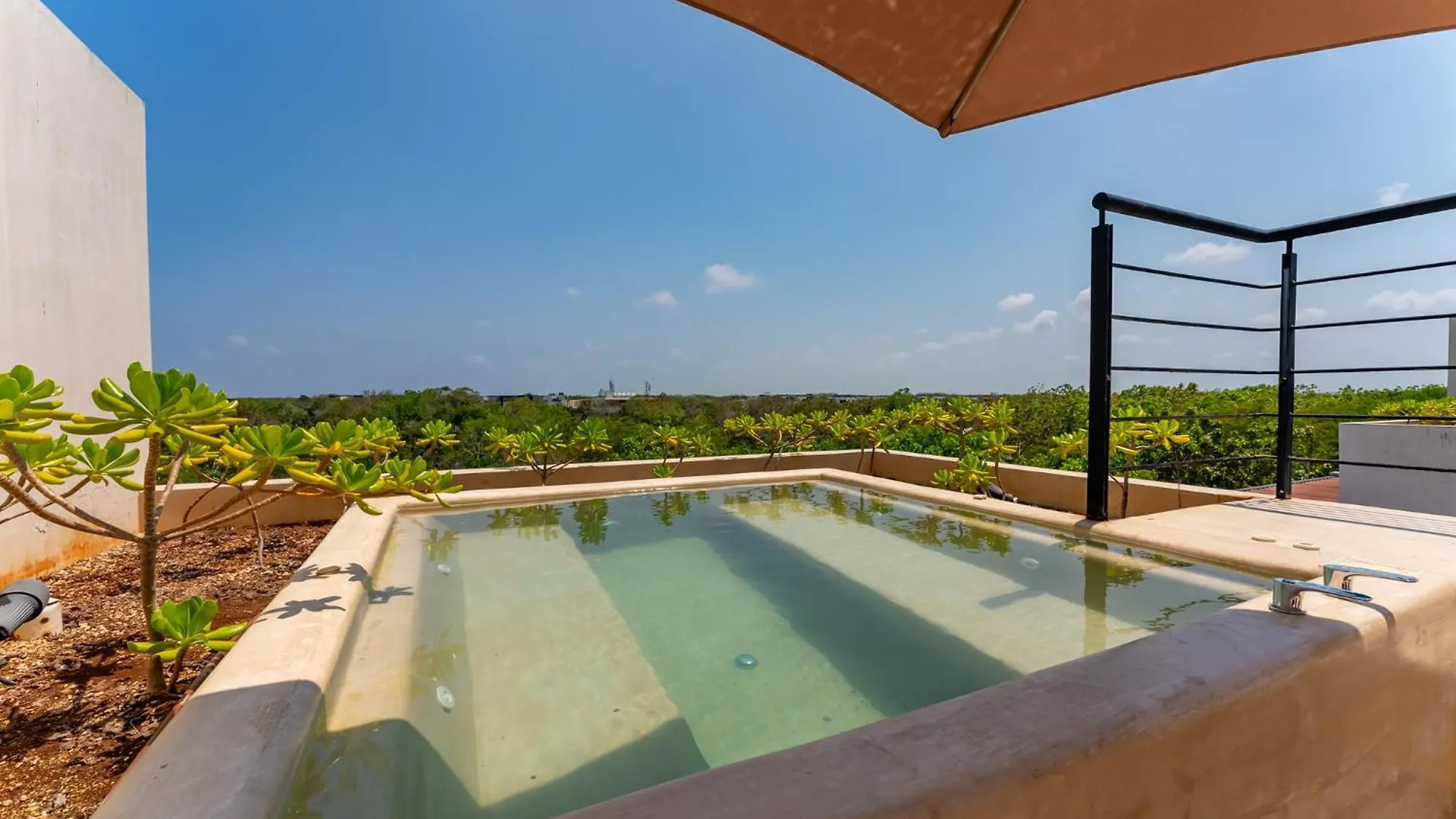 Luxury Apt Gym Jacuzzi Wifi Starlink Tulum