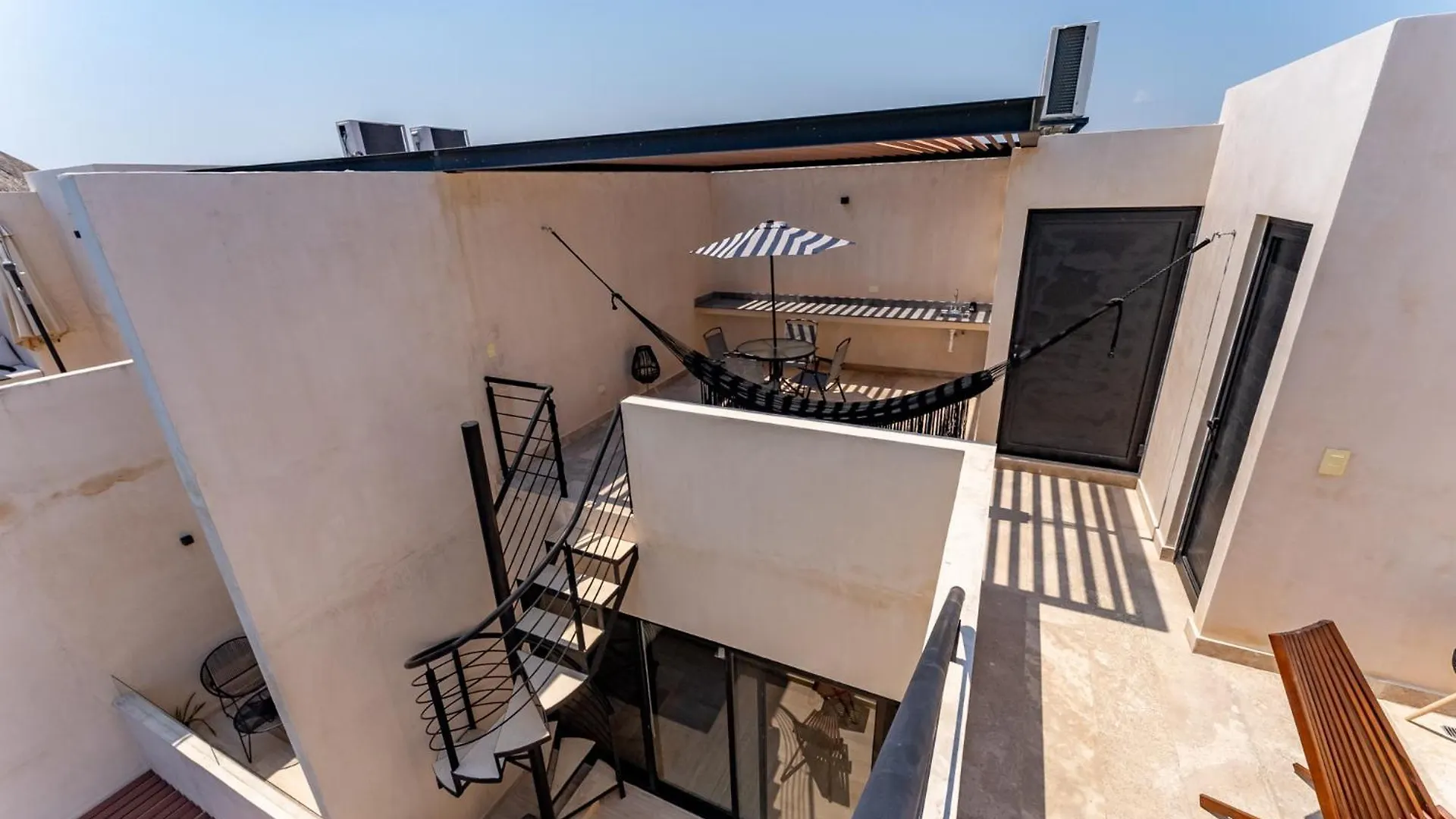 Luxury Apt Gym Jacuzzi Wifi Starlink Tulum Apartment