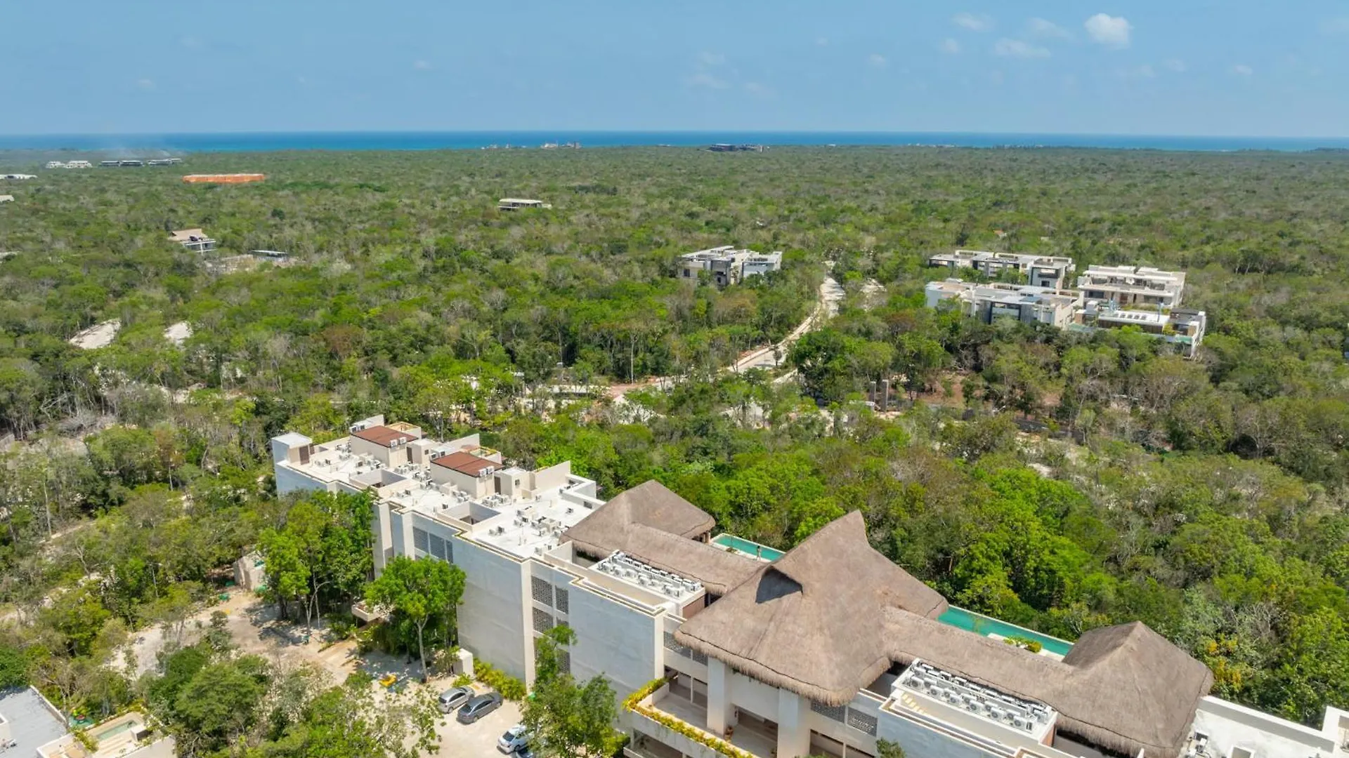 Luxury Apt Gym Jacuzzi Wifi Starlink Tulum Mexico