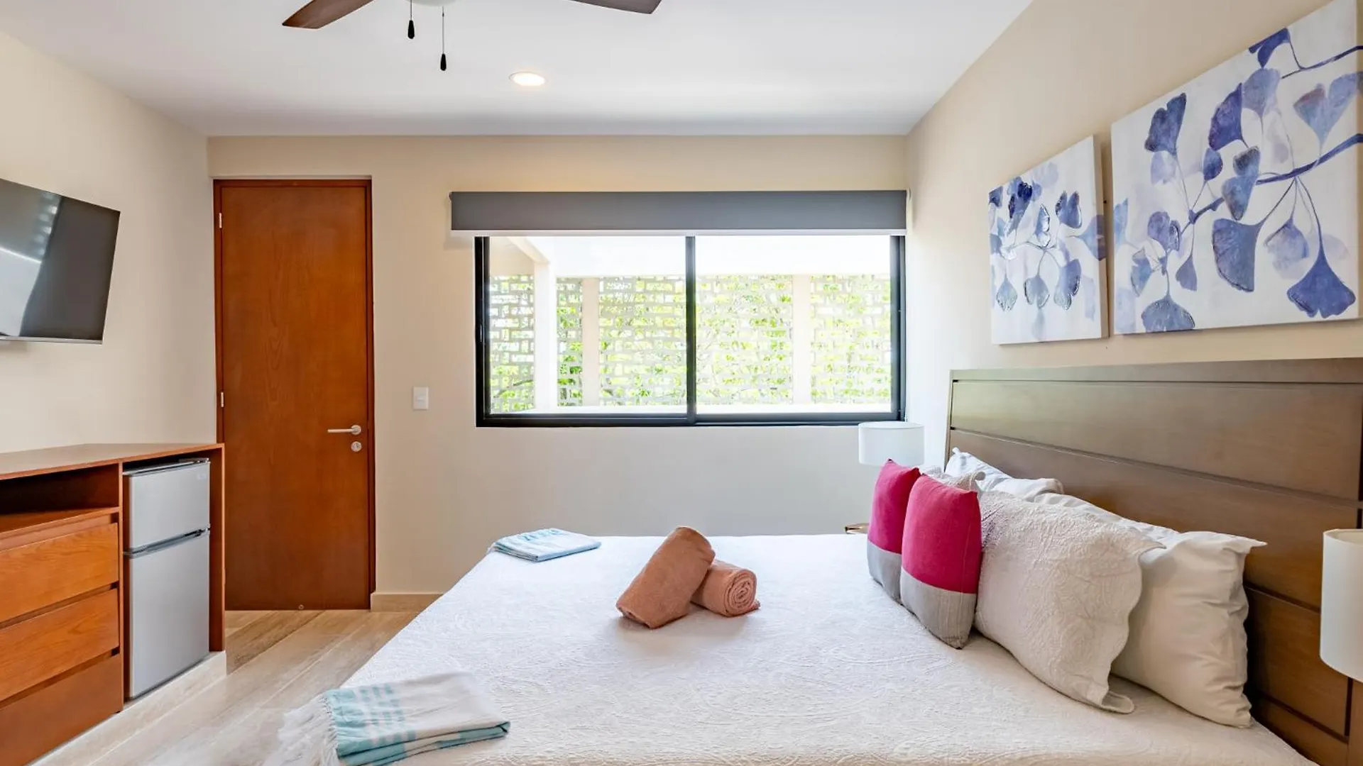 Luxury Apt Gym Jacuzzi Wifi Starlink Tulum Apartment
